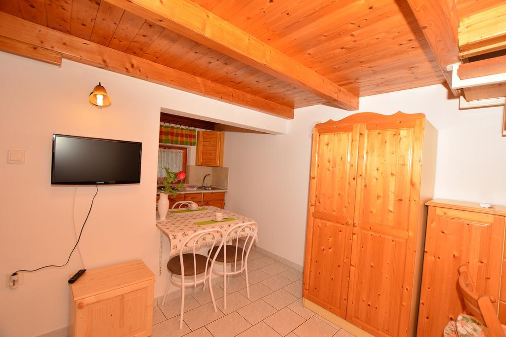 Viragoskert Apartman Hévíz Δωμάτιο φωτογραφία
