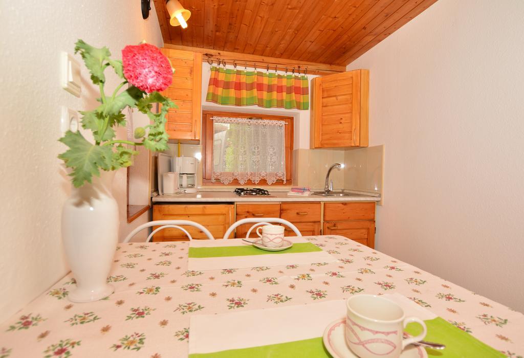 Viragoskert Apartman Hévíz Δωμάτιο φωτογραφία