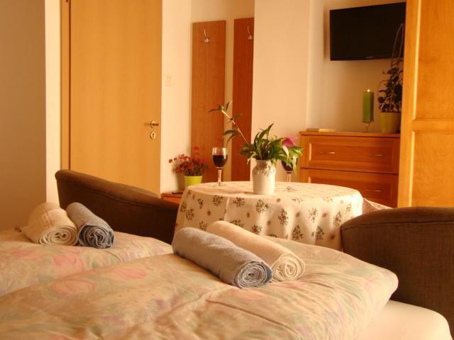 Viragoskert Apartman Hévíz Δωμάτιο φωτογραφία