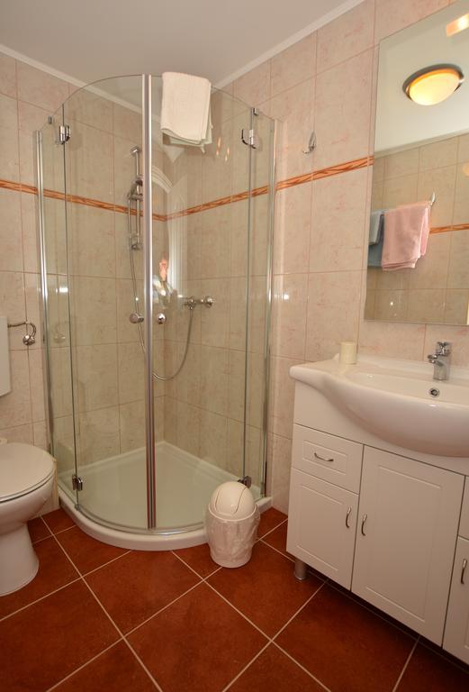 Viragoskert Apartman Hévíz Δωμάτιο φωτογραφία