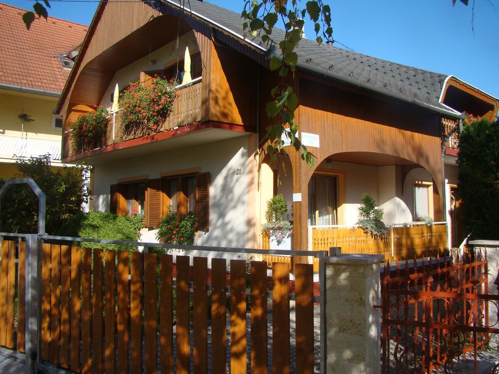 Viragoskert Apartman Hévíz Εξωτερικό φωτογραφία